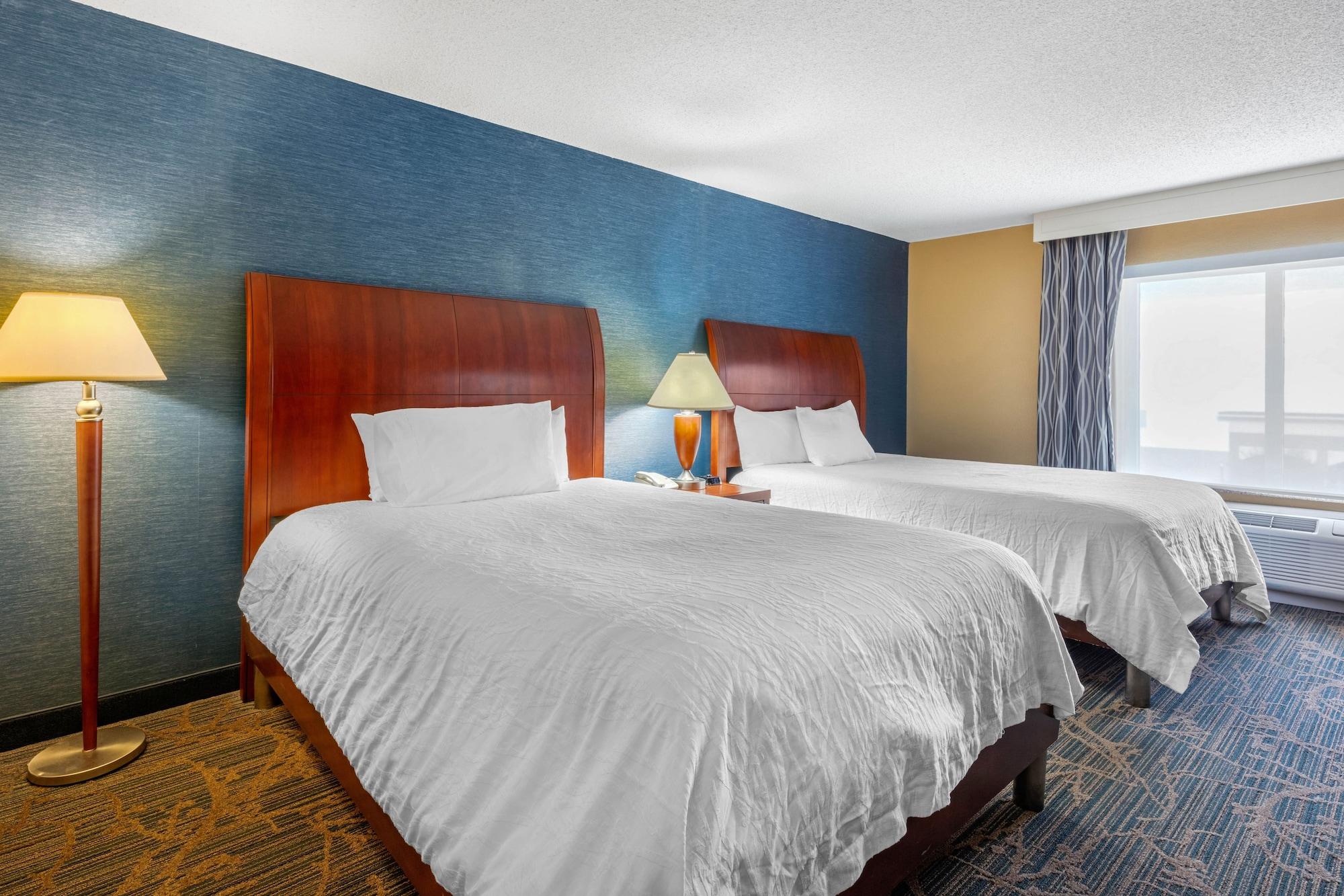 Hilton Garden Inn Tupelo Exterior photo
