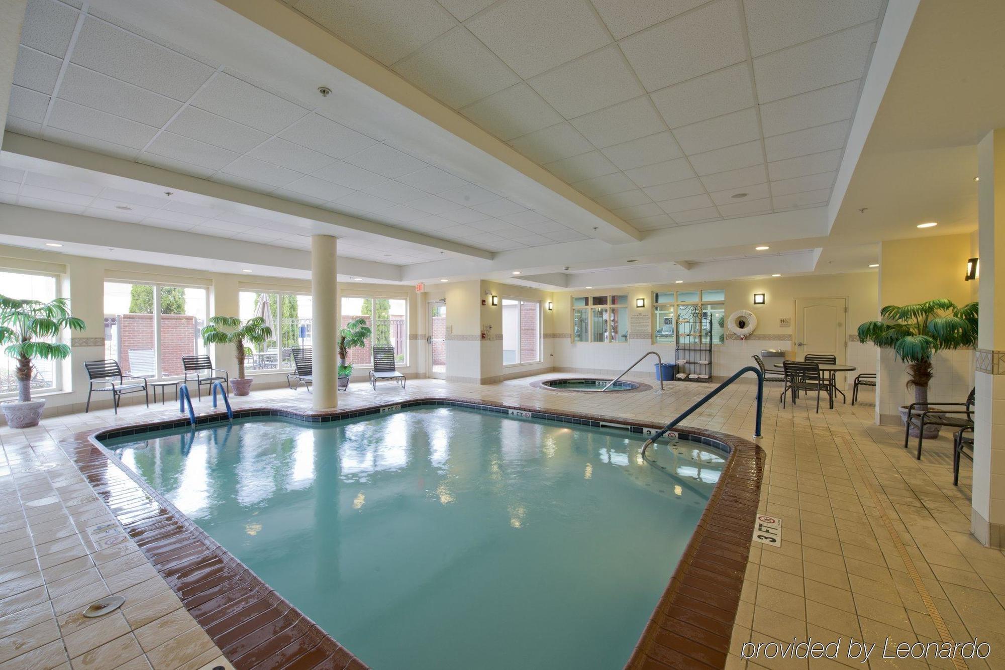 Hilton Garden Inn Tupelo Exterior photo